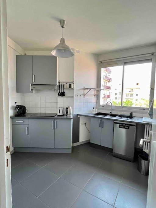 2p Calme - Climatisation - 70m Du Metro M4 Barbara - 4 Pers Maximum Apartment Montrouge